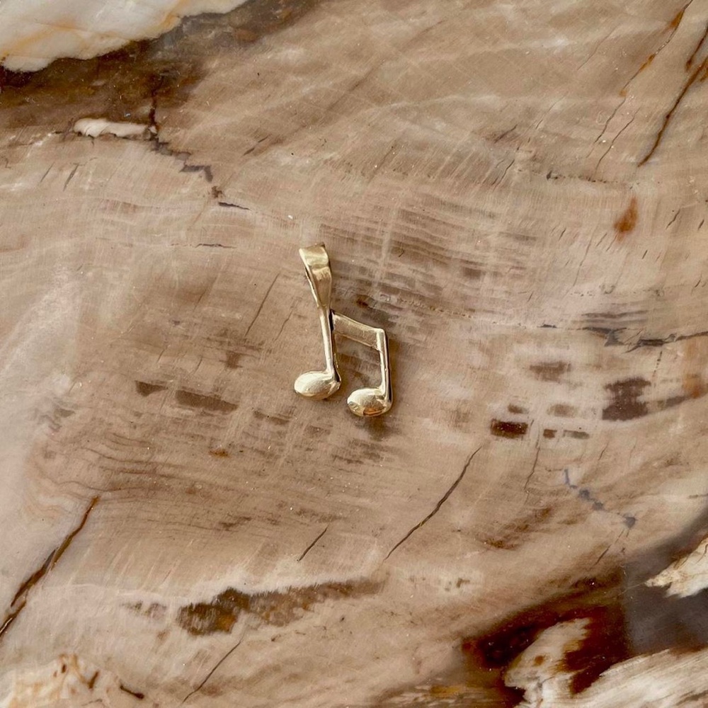 14k music note pendant